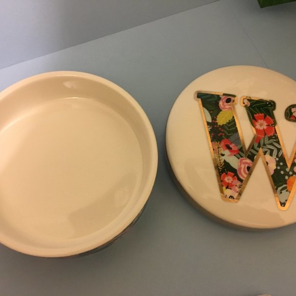 New MIA CHARRO Monogrammed Jewelry Box - "W" - Picture 4 of 7